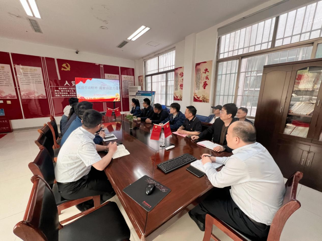 1747643905437049222.png 1747643905437049222.png